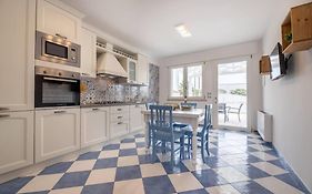 Belvedere Apartments B